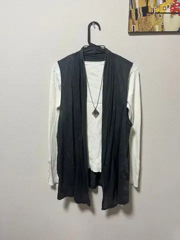 새상품급 레리안 플러스하우스 그레이 노트퍼 베스트