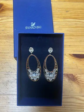 SWAROVSKI 귀걸이