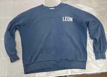 레옹 더 프로페셔널 트레이닝복 네이비