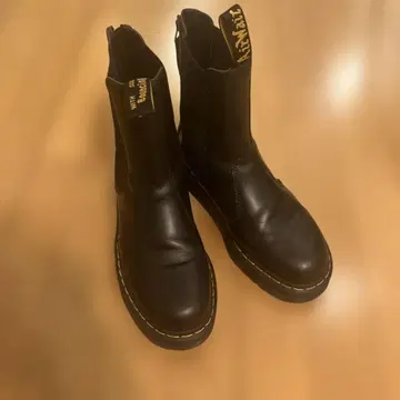 닥터마틴 첼시 부츠 백 지퍼 사이드 고어 새상품급 26cm