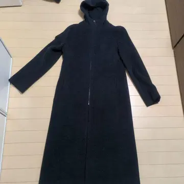 컴시즘 후드 부착 롱 코트 다크 그레이