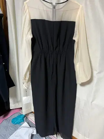 엘레강트 블랙 드레스 시스루 소매