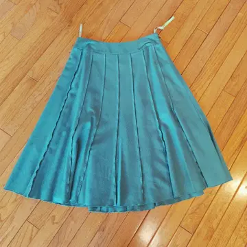 시빌라 모 100% 플레어 스커트 (새상품급) 사이즈 L