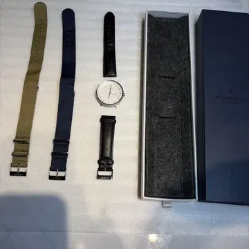 [새상품급] 노드그린 실버 36mm 교환 벨트 포함