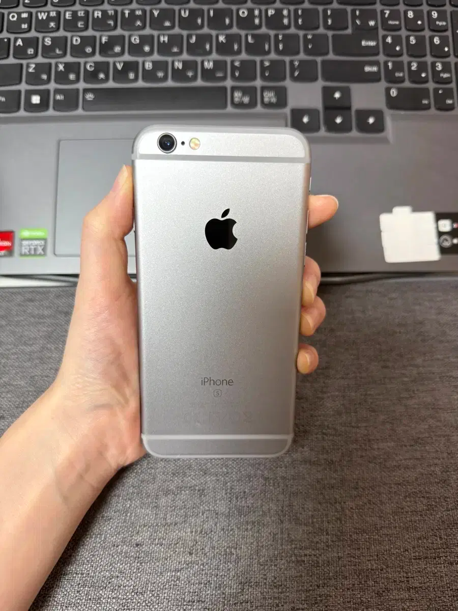 R21 Grade A iPhone 6s 128GB Silent