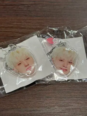 TREASURE 얼굴 아크릴 키링 정환