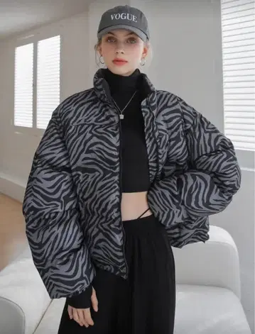 제브라 패턴 다운 자켓 숏 기장