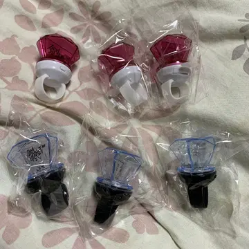 링 라이트 카나에 쿠츠하 니지산지 쿠로노와 ChroNoiR