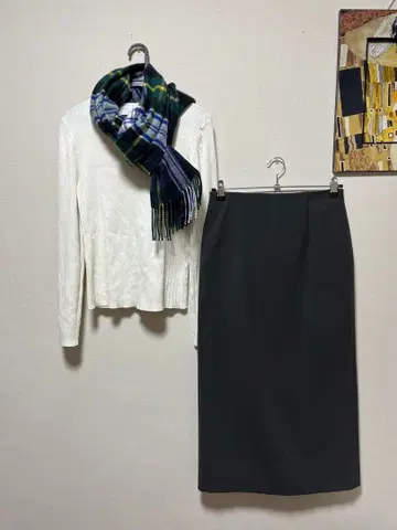 새상품급 루즈비프 차콜 그레이 롱 타이트 스커트