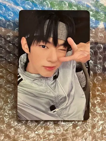 TWS summer beat  yzy 중화 영통 트레이딩 카드 도훈