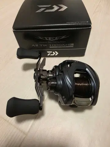 다이와 스티즈 A2 TW xh 왼쪽