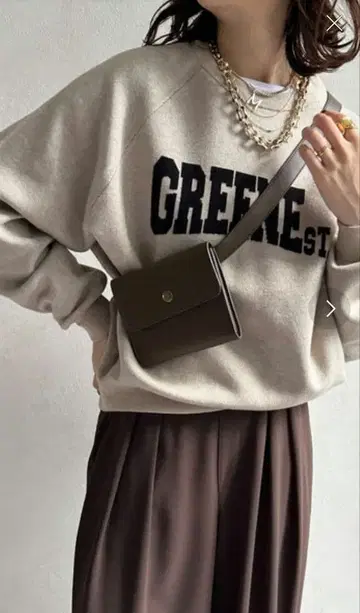 DouDou 로고 니트