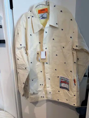 논 도쿄 UNIVERSAL OVERALL 꽃무늬 자수 커버올