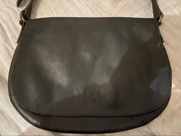 애니에스베 가죽 숄더백