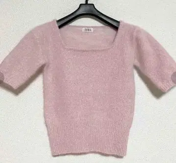 핑크 샤기 반팔 니트