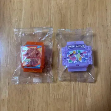 DX 고치조 파티 컬렉션 01 해피머핀 & 콘페이톤 표정 차이