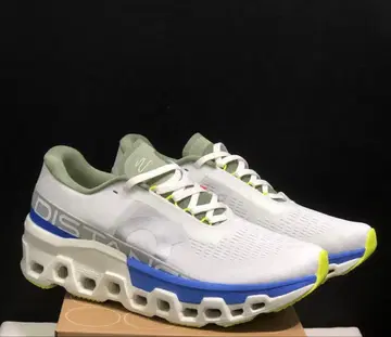 On 클라우드몬스터 2 러닝화 스니커즈