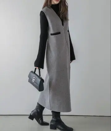 V넥 오버롤 스커트