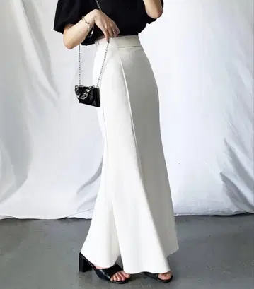 미임 셀렉 하이웨스트 백 슬릿 롱 머메이드 스커트