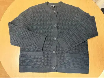 유니클로 뜨개질 무늬 니트 가디건 블랙