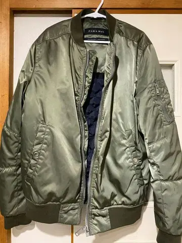 ZARA MA-1 스타일 자켓 올리브 M