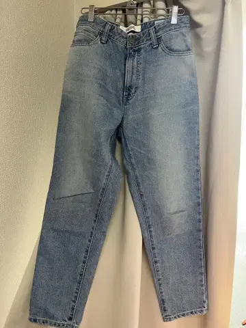 SOMETHING COCOON 테이퍼드 데님