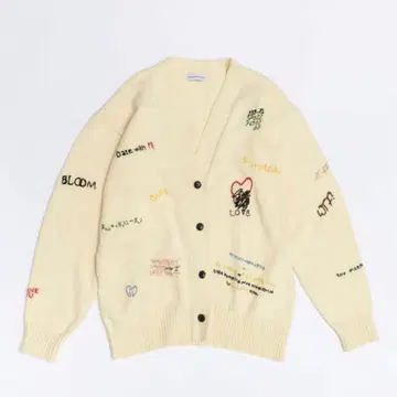 MAISON SPECIAL 라이프워드 자수 니트 가디건