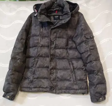 BEAMS 카모 패턴 다운 자켓