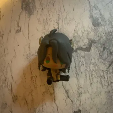 레오나 킹스칼라 트위스테 피규어