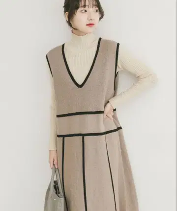 ITEMS URBANRESEARCH 파이핑 니트 오버롤 스커트