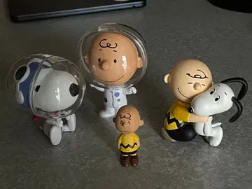 스누피 피규어 일식