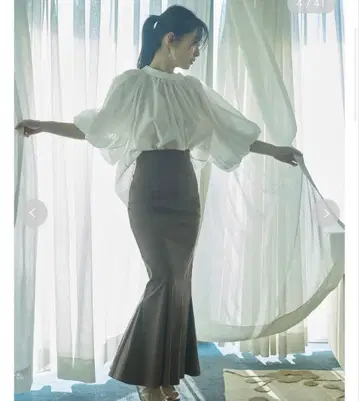 SNIDEL 하이웨스트 헴 플레어 스커트 머메이드 스커트 eimy