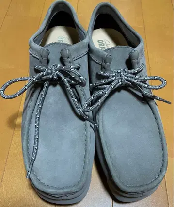 클락스 왈라비 그레이 고어텍스 26.5cm 비브람 밑창