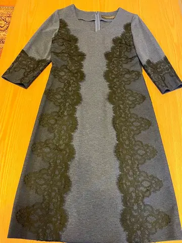 컨디션 최상 미사용급 크리스 리 원피스 38