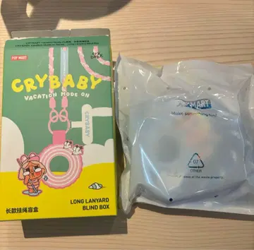 CRYBABY Vacation Mode 스트랩 크라이베이비