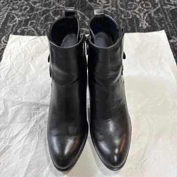 TRU TRUSSARDI 가죽 버클 부츠