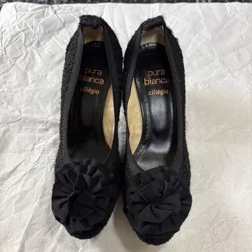 새상품 새상품급 pura bianca 블랙 하이힐 사이즈 2