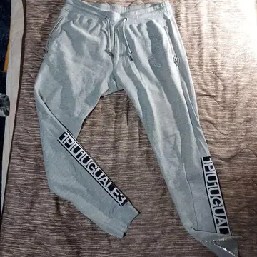 그레이 조거 팬츠 스와로브스키풍 장식