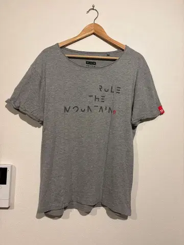 마커 T셔츠 반팔 스키