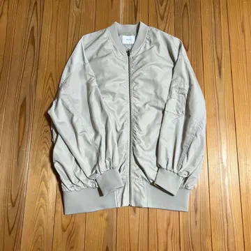 Discoat 베이지 MA-1 자켓