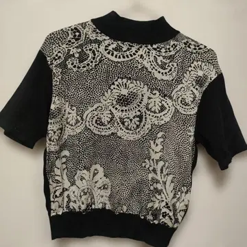 i11 컨디션 최상 레오나르 LEONARD 반팔 니트 스웨터 L