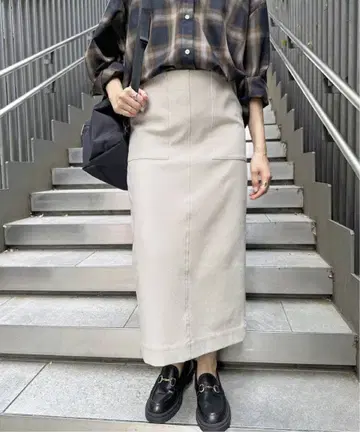 새상품 spick&span 스트레치 타이트 스커트 38 iena