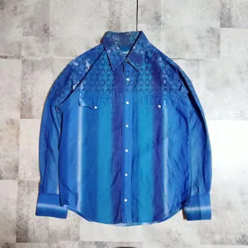[레어] Wrangler 랭글러 그라데이션 네이티브 무늬 셔츠