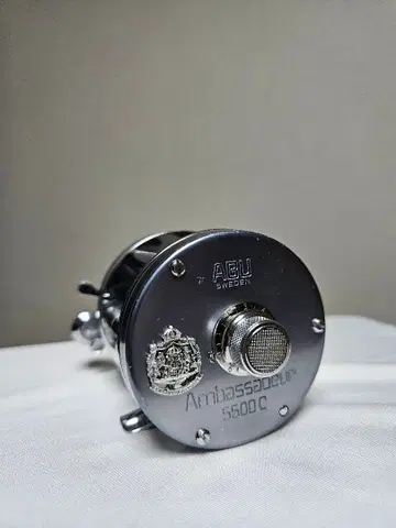 ABU Ambassadeur 5500C 베이트 낚시릴