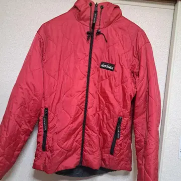 WILD THINGS 후드 부착 레드 자켓