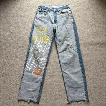 Bershka 그래픽 프린트 스트레이트 데님