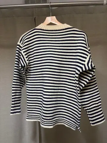 LE TRICOTEUR 간디 스웨터 보더