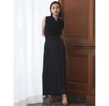 [1회 착용만] 새틴 드레이프 벌룬 스커트