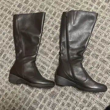 다크 브라운 가죽 롱 부츠