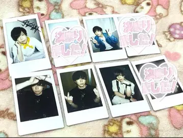 TOBY HOMES 카즈탄 사인 폴라로이드